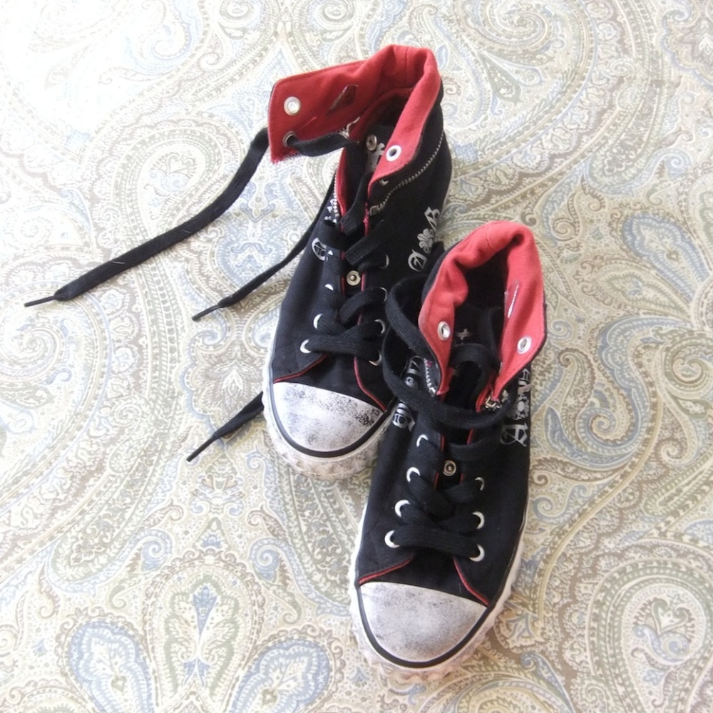 AG Converse Like Bootie Sneakers Black Red